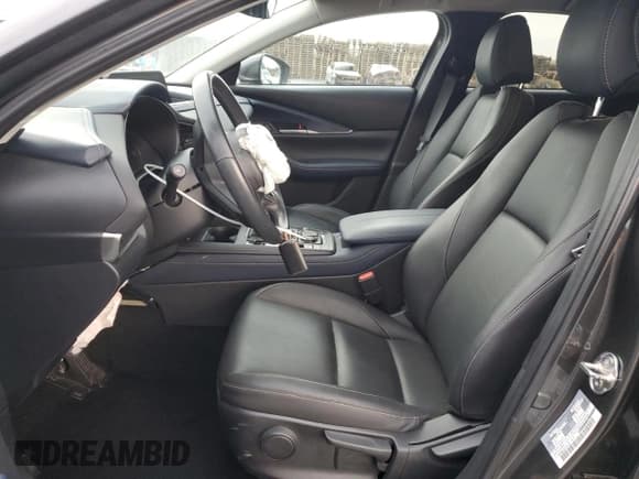 ✅ 2020 Mazda CX-30 Select • VIN: 3MVDMBCL6LM114155 • Lot: 87478175. Listed on Copart with 23,164 mi. Free auction sales archive from the USA and detailed vehicle history report at DreamBid. Image 7.