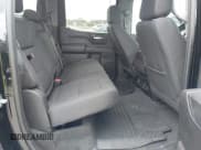 ✅ 2023 Chevrolet Silverado 1500 Custom • VIN: 3GCPABEK6PG159709 • Lot: 43142018. Wystawiony na IAAI z przebiegiem Nie podano. Bezpłatny archiwum sprzedaży aukcyjnych z USA i szczegółowy raport historii pojazdu na DreamBid. Zdjęcie 8.