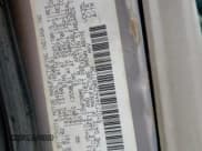 ✅ 2002 Toyota Sequoia SR5 • VIN: 5TDZT34A42S087730 • Лот: 51767055. Опубликован ранее на Copart с пробегом Не указан. Бесплатный доступ к архиву аукционных продаж из США и подробный отчёт об истории автомобиля на DreamBid. Изображение 13.