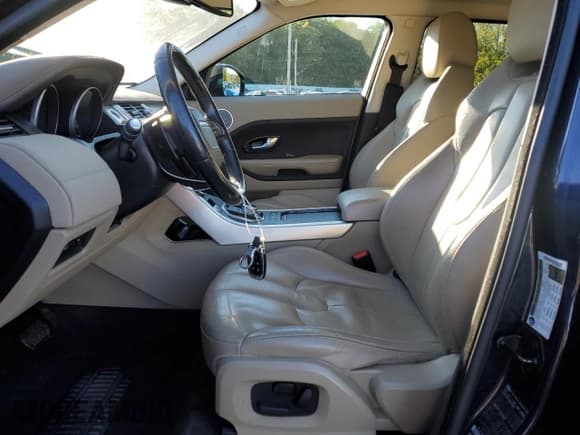 ✅ 2015 Land Rover Range Rover Evoque Pure Plus • VIN: SALVP2BG4FH958455 • Lot: 84809715. Listed on Copart with 110,362 mi. Free auction sales archive from the USA and detailed vehicle history report at DreamBid. Image 7.