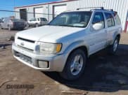 ✅ 2001 Infiniti QX4 Luxury • VIN: JNRDR07Y51W112536 • Lot: 41676727. Wystawiony na IAAI z przebiegiem 235 311 mil. Bezpłatny archiwum sprzedaży aukcyjnych z USA i szczegółowy raport historii pojazdu na DreamBid. Zdjęcie 2.