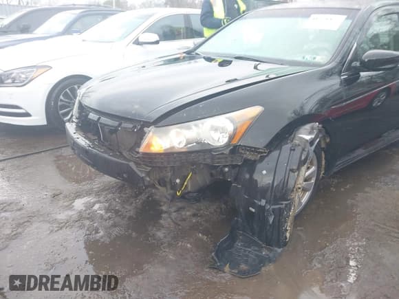 ✅ 2011 Honda Accord EX-L • VIN: 1HGCP3F83BA032544 • Lot: 41351424. Listed on IAAI with 121,762 mi. Free auction sales archive from the USA and detailed vehicle history report at DreamBid. Image 6.