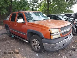 ✅ 2005 Chevrolet Avalanche Z66 • VIN: 3GNEC12Z35G257632 • Lot: 42698630. Listed on IAAI with 276,282 mi. Free auction sales archive from the USA and detailed vehicle history report at DreamBid. Image 1.