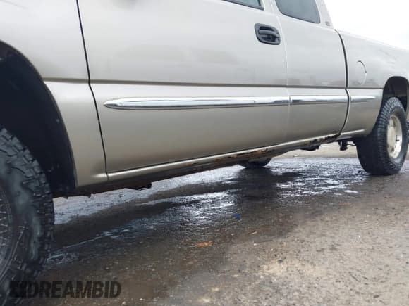 ✅ 1999 GMC Sierra 1500 SLE • VIN: 1GTEK19T2XE505134 • Лот: 41861243. Опубликован ранее на IAAI с пробегом 145 425 миль. Бесплатный доступ к архиву аукционных продаж из США и подробный отчёт об истории автомобиля на DreamBid. Изображение 6.