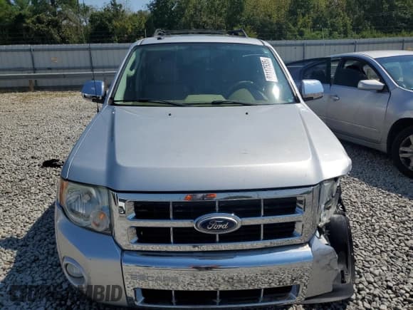 ✅ 2010 Ford Escape Limited • VIN: 1FMCU0E71AKB50787 • Лот: 81117535. Опубликован ранее на Copart с пробегом 162 610 миль. Бесплатный доступ к архиву аукционных продаж из США и подробный отчёт об истории автомобиля на DreamBid. Изображение 5.