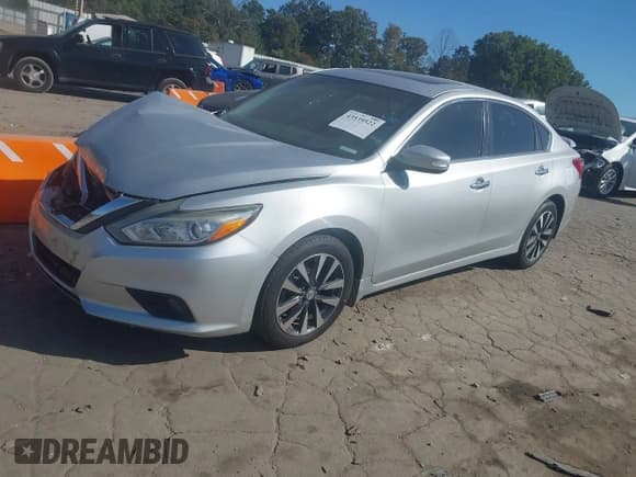 ✅ 2016 Nissan Altima SV • VIN: 1N4AL3APXGC279609 • Lot: 43539522. Listed on IAAI with 170,619 mi. Free auction sales archive from the USA and detailed vehicle history report at DreamBid. Image 2.