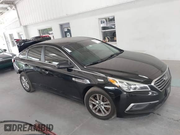 2016 Hyundai Sonata 2.4L z VIN 5NPE24AF1GH418140, wystawiony jako IAAI lot #42116369 z przebiegiem 197 065 mil mil oraz . Historia ofert i sprzedaży dostępna na DreamBid. Obrazek 13.