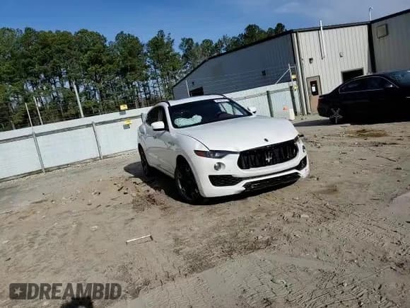✅ 2017 Maserati Levante S • VIN: ZN661YUSXHX237310 • Лот: 45081913. Опубликован ранее на Copart с пробегом 59 568 миль. Бесплатный доступ к архиву аукционных продаж из США и подробный отчёт об истории автомобиля на DreamBid. Изображение 12.