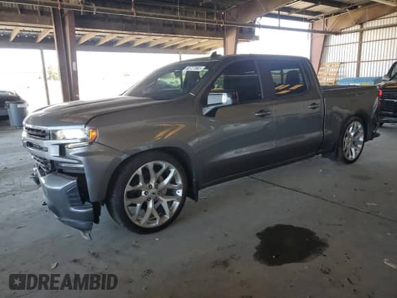 2020 Chevrolet Silverado 1500 RST with VIN 3GCPWDED8LG317234, listed as a Copart auction lot 80727865 with 57,317 mi miles and Salvage title. Bid and sale history available at DreamBid. Image 1.