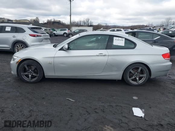 ✅ 2010 BMW 3 Series 328i xDrive • VIN: WBAWC3C58APC87963 • Lot: 41485450. Listed on IAAI with 146,007 mi. Free auction sales archive from the USA and detailed vehicle history report at DreamBid. Image 14.
