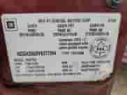 2000 Chevrolet Silverado 2500 LT z VIN 1GCGK29U3YE277394, wystawiony jako Copart lot #56497605 z przebiegiem 341 398 mil mil oraz Czysty tytuł • Clean title. Historia ofert i sprzedaży dostępna na DreamBid. Obrazek 12.