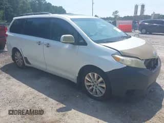 2011 Toyota Sienna XLE AAS with VIN 5TDYK3DC3BS046165, listed as a IAAI auction lot 43030673 with 258,392 mi miles and . Bid and sale history available at DreamBid. Image 1.