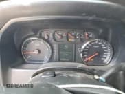 ✅ 2018 Chevrolet Silverado 2500HD Work Truck • VIN: 1GC1CUEY0JF100762 • Lot: 71463255. Wystawiony na Copart z przebiegiem 191 286 mil. Bezpłatny archiwum sprzedaży aukcyjnych z USA i szczegółowy raport historii pojazdu na DreamBid. Zdjęcie 9.