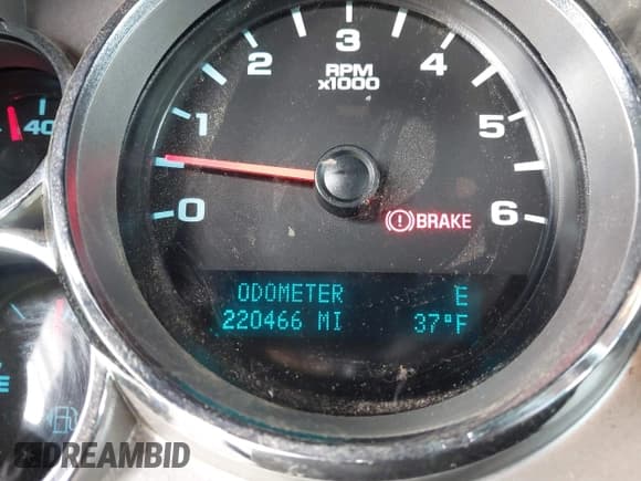 ✅ 2011 Chevrolet Silverado 1500 LT • VIN: 3GCPKSE33BG191046 • Лот: 43849954. Опубликован ранее на IAAI с пробегом 220 466 миль. Бесплатный доступ к архиву аукционных продаж из США и подробный отчёт об истории автомобиля на DreamBid. Изображение 16.