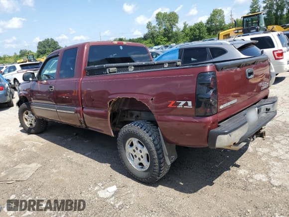 ✅ 2003 Chevrolet Silverado 1500 LS • VIN: 1GCEK19T23E230343 • Лот: 67774084. Опубликован ранее на Copart с пробегом 257 847 миль. Бесплатный доступ к архиву аукционных продаж из США и подробный отчёт об истории автомобиля на DreamBid. Изображение 2.