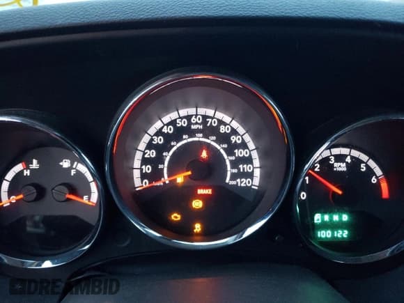 ✅ 2012 Dodge Caliber SXT • VIN: 1C3CDWDA1CD532317 • Лот: 82389814. Опубликован ранее на Copart с пробегом 100 122 миль. Бесплатный доступ к архиву аукционных продаж из США и подробный отчёт об истории автомобиля на DreamBid. Изображение 9.