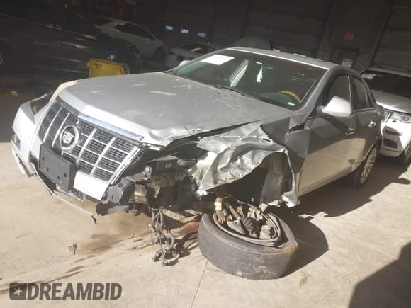 ✅ 2012 Cadillac CTS Premium • VIN: 1G6DS5E33C0139591 • Lot: 41985026. Listed on IAAI with 151,810 mi. Free auction sales archive from the USA and detailed vehicle history report at DreamBid. Image 17.