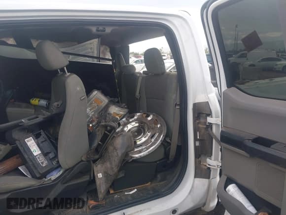 ✅ 2016 Ford F-150 XLT • VIN: 1FTEX1C83GKD60757 • Lot: 43513416. Listed on IAAI with Not provided. Free auction sales archive from the USA and detailed vehicle history report at DreamBid. Image 8.