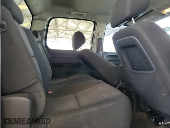 ✅ 2014 Chevrolet Silverado 2500HD LT • VIN: 1GC1KXCG2EF182370 • Лот: 62638135. Опубликован ранее на Copart с пробегом 150 145 миль. Бесплатный доступ к архиву аукционных продаж из США и подробный отчёт об истории автомобиля на DreamBid. Изображение 10.