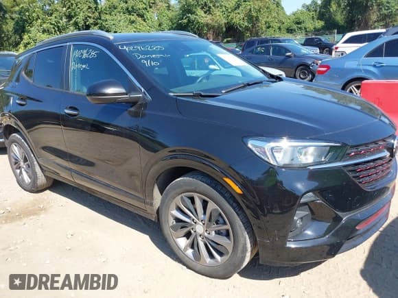 ✅ 2022 Buick Encore GX Preferred • VIN: KL4MMBS22NB087079 • Lot: 40296285. Wystawiony na IAAI z przebiegiem 38 027 mil. Bezpłatny archiwum sprzedaży aukcyjnych z USA i szczegółowy raport historii pojazdu na DreamBid. Zdjęcie 1.