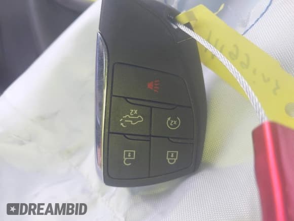 ✅ 2025 Chevrolet Silverado 2500HD LT • VIN: 1GC1KNEY0SF134226 • Лот: 42442693. Опубликован ранее на IAAI с пробегом 17 218 миль. Бесплатный доступ к архиву аукционных продаж из США и подробный отчёт об истории автомобиля на DreamBid. Изображение 11.