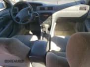 ✅ 2000 Toyota Camry LE • VIN: JT2BG22K2Y0503970 • Lot: 87296025. Wystawiony na Copart z przebiegiem 151 644 mil. Bezpłatny archiwum sprzedaży aukcyjnych z USA i szczegółowy raport historii pojazdu na DreamBid. Zdjęcie 8.