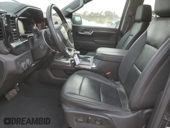 ✅ 2024 Chevrolet Silverado 1500 LTZ • VIN: 1GCUDGEL1RZ303055 • Лот: 91652165. Опубликован ранее на Copart с пробегом 53 417 миль. Бесплатный доступ к архиву аукционных продаж из США и подробный отчёт об истории автомобиля на DreamBid. Изображение 7.