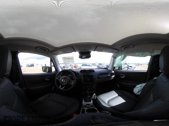 ✅ 2021 Jeep Renegade Limited • VIN: ZACNJDD19MPN35418 • Lot: 41995933. Listed on IAAI with 3,742 mi. Free auction sales archive from the USA and detailed vehicle history report at DreamBid. Image 18.