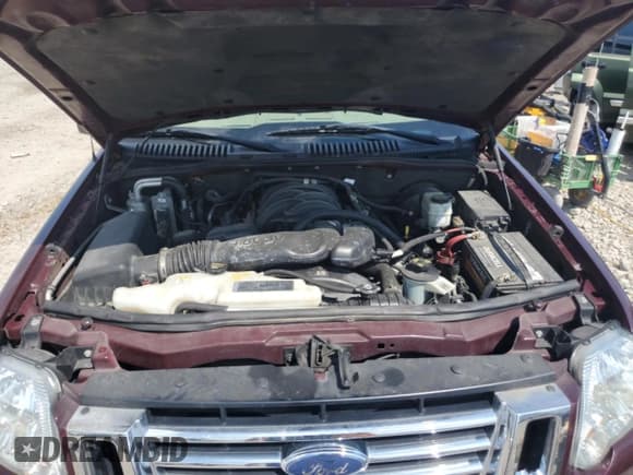 ✅ 2007 Ford Explorer Eddie Bauer • VIN: 1FMEU74887UB37284 • Lot: 63638975. Listed on Copart with 230,606 mi. Free auction sales archive from the USA and detailed vehicle history report at DreamBid. Image 12.