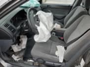 ✅ 2004 Honda Civic LX • VIN: 2HGES16664H939738 • Lot: 90415255. Listed on Copart with Not provided. Free auction sales archive from the USA and detailed vehicle history report at DreamBid. Image 7.