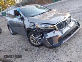 ✅ 2019 Kia Sorento LX • VIN: 5XYPGDA3XKG496819 • Лот: 43353716. Опубликован ранее на IAAI с пробегом 90 223 миль. Бесплатный доступ к архиву аукционных продаж из США и подробный отчёт об истории автомобиля на DreamBid. Изображение 1.