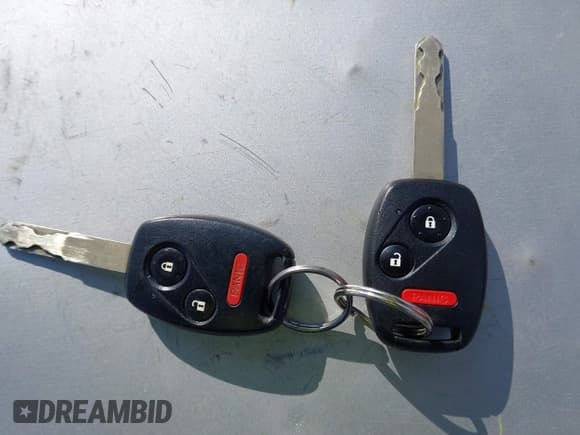 ✅ 2010 Honda Fit Sport • VIN: JHMGE8H4XAC014038 • Lot: 43580540. Wystawiony na IAAI z przebiegiem 168 862 mil. Bezpłatny archiwum sprzedaży aukcyjnych z USA i szczegółowy raport historii pojazdu na DreamBid. Zdjęcie 11.