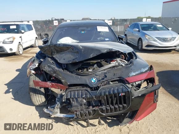 ✅ 2024 BMW i7 M70 • VIN: WBY83EH03RCP97981 • Лот: 43466182. Опубликован ранее на IAAI с пробегом 4 759 миль. Бесплатный доступ к архиву аукционных продаж из США и подробный отчёт об истории автомобиля на DreamBid. Изображение 12.