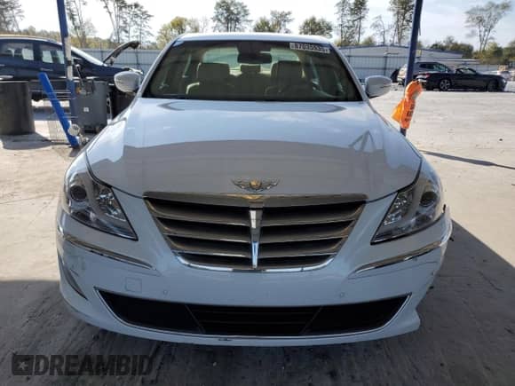 2014 Hyundai Genesis 3.8L with VIN KMHGC4DD8EU263651, listed as a Copart auction lot 87035935 with 117,273 mi miles and Salvage title. Bid and sale history available at DreamBid. Image 5.