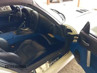 ✅ 2009 Dodge Viper SRT-10 • VIN: 1B3JZ65Z39V500286 • Lot: 41670434. Listed on IAAI with 120,854 mi. Free auction sales archive from the USA and detailed vehicle history report at DreamBid. Image 5.