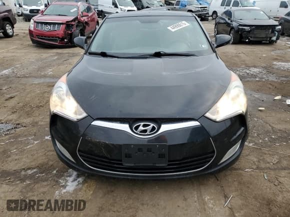 ✅ 2013 Hyundai Veloster RE:MIX • VIN: KMHTC6AD1DU105035 • Lot: 44990615. Wystawiony na Copart z przebiegiem 131 213 mil. Bezpłatny archiwum sprzedaży aukcyjnych z USA i szczegółowy raport historii pojazdu na DreamBid. Zdjęcie 5.
