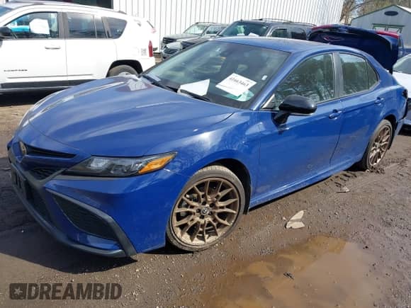2023 Toyota Camry SE with VIN 4T1G11BK1PU098079, listed as a IAAI auction lot 41663463 with 38,070 mi miles and . Bid and sale history available at DreamBid. Image 17.
