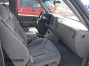 ✅ 1999 GMC Sierra 1500 SLE • VIN: 2GTEC19T9X1538582 • Lot: 42525434. Listed on IAAI with 192,574 mi. Free auction sales archive from the USA and detailed vehicle history report at DreamBid. Image 5.