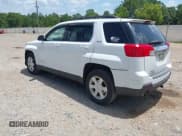 ✅ 2015 GMC Terrain SLE • VIN: 2GKFLRE30F6183266 • Lot: 42791293. Wystawiony na IAAI z przebiegiem 178 465 mil. Bezpłatny archiwum sprzedaży aukcyjnych z USA i szczegółowy raport historii pojazdu na DreamBid. Zdjęcie 3.