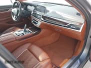 ✅ 2022 BMW 7 Series 750i xDrive • VIN: WBA7U2C08NCH57275 • Лот: 41801141. Опубликован ранее на IAAI с пробегом 49 307 миль. Бесплатный доступ к архиву аукционных продаж из США и подробный отчёт об истории автомобиля на DreamBid. Изображение 5.