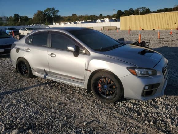 ✅ 2017 Subaru WRX STI • VIN: JF1VA2M62H9809915 • Lot: 86844185. Listed on Copart with 95,871 mi. Free auction sales archive from the USA and detailed vehicle history report at DreamBid. Image 4.