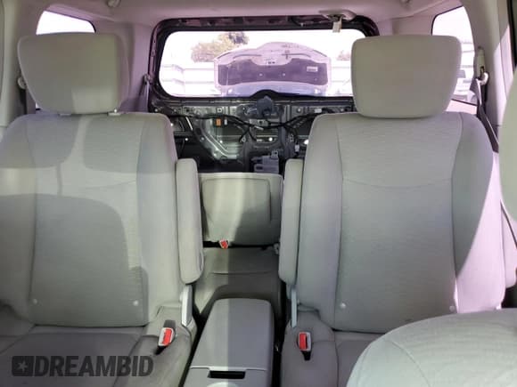 ✅ 2014 Nissan Quest S • VIN: JN8AE2KP7E9100633 • Lot: 67205175. Wystawiony na Copart z przebiegiem 99 479 mil. Bezpłatny archiwum sprzedaży aukcyjnych z USA i szczegółowy raport historii pojazdu na DreamBid. Zdjęcie 10.