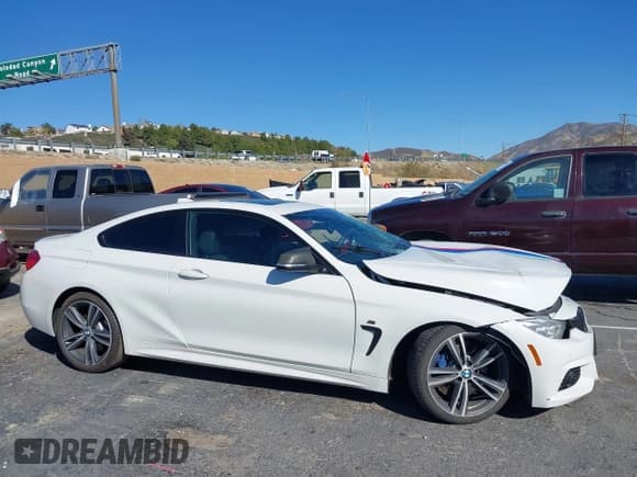 ✅ 2015 BMW 4 Series 435i • VIN: WBA3R1C58FK194299 • Lot: 41624998. Listed on IAAI with Not provided. Free auction sales archive from the USA and detailed vehicle history report at DreamBid. Image 13.