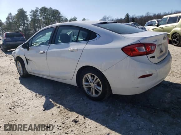 ✅ 2018 Chevrolet Cruze LT • VIN: 1G1BE5SM1J7102402 • Lot: 45327673. Listed on Copart with Not provided. Free auction sales archive from the USA and detailed vehicle history report at DreamBid. Image 2.