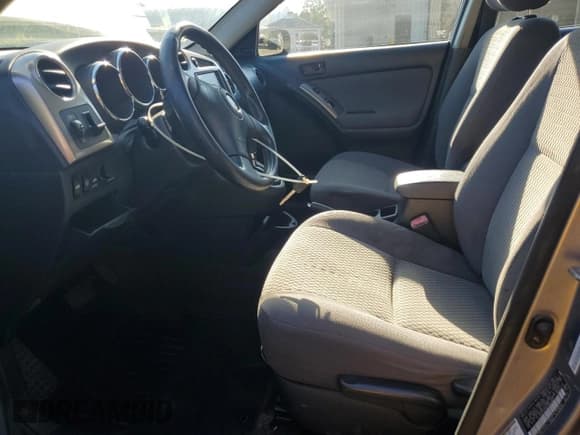 ✅ 2005 Toyota Matrix STD • VIN: 2T1LR32E55C367843 • Лот: 81179215. Опубликован ранее на Copart с пробегом Не указан. Бесплатный доступ к архиву аукционных продаж из США и подробный отчёт об истории автомобиля на DreamBid. Изображение 7.