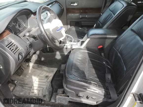 ✅ 2012 Ford Flex SEL • VIN: 2FMHK6CC5CBD01349 • Lot: 84359495. Wystawiony na Copart z przebiegiem 246 212 mil. Bezpłatny archiwum sprzedaży aukcyjnych z USA i szczegółowy raport historii pojazdu na DreamBid. Zdjęcie 7.