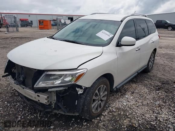 ✅ 2014 Nissan Pathfinder SL • VIN: 5N1AR2MN1EC617999 • Lot: 42224316. Listed on IAAI with 93,215 mi. Free auction sales archive from the USA and detailed vehicle history report at DreamBid. Image 2.
