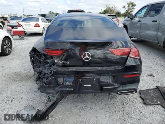 2021 Mercedes-Benz CLA 250 z VIN W1K5J4GB3MN228851, wystawiony jako Copart lot #84570295 z przebiegiem 9 196 mil mil oraz Szkoda całkowita • Salvage title. Historia ofert i sprzedaży dostępna na DreamBid. Obrazek 6.
