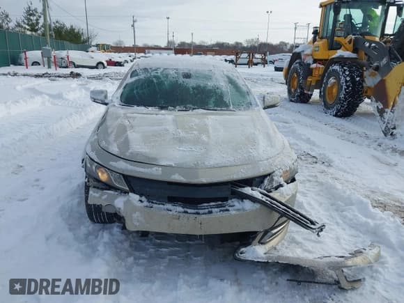 ✅ 2015 Chevrolet Impala LT • VIN: 2G1125S30F9143881 • Lot: 43811491. Listed on IAAI with 183,219 mi. Free auction sales archive from the USA and detailed vehicle history report at DreamBid. Image 12.