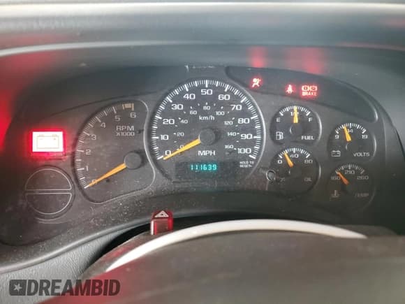 ✅ 2002 Chevrolet Silverado 2500HD LS • VIN: 1GCHK29UX2E202204 • Лот: 81839385. Опубликован ранее на Copart с пробегом 111 639 миль. Бесплатный доступ к архиву аукционных продаж из США и подробный отчёт об истории автомобиля на DreamBid. Изображение 9.